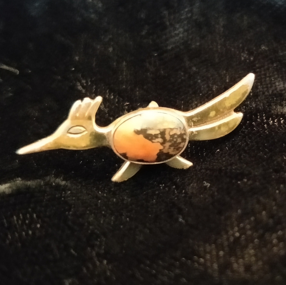 Vintage Agate Roadrunner Pin - image 2